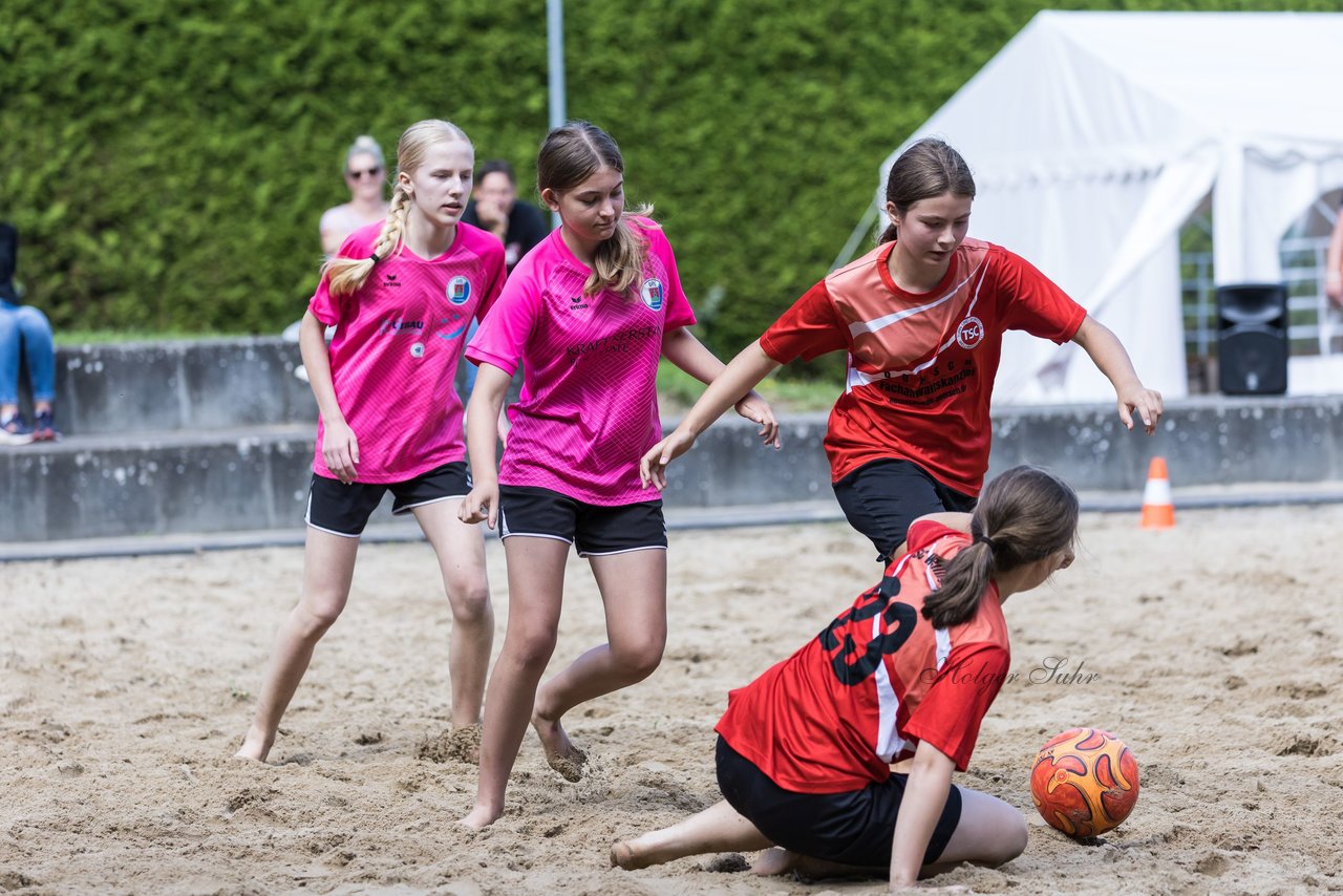 Bild 130 - wBJ/wCJ Beachsoccer Cup